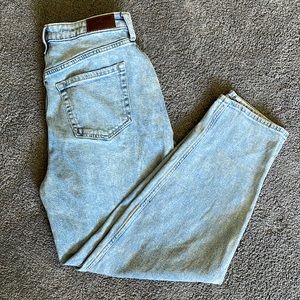 Hollister ultra high-rise mom jeans